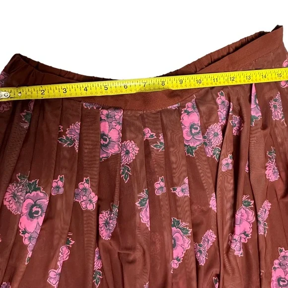 FINAL NWOT FP Florence Mesh Floral Crop Top/Mini Skirt Set m Cocoa combo - Picture 9 of 14